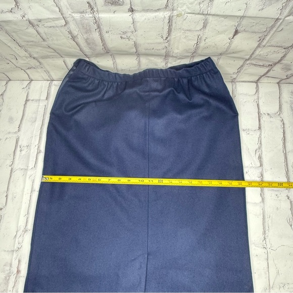 Pendleton Virgin Wool Pencil Skirt Size 12 Navy Blue Academia Office Career - Picture 6 of 9